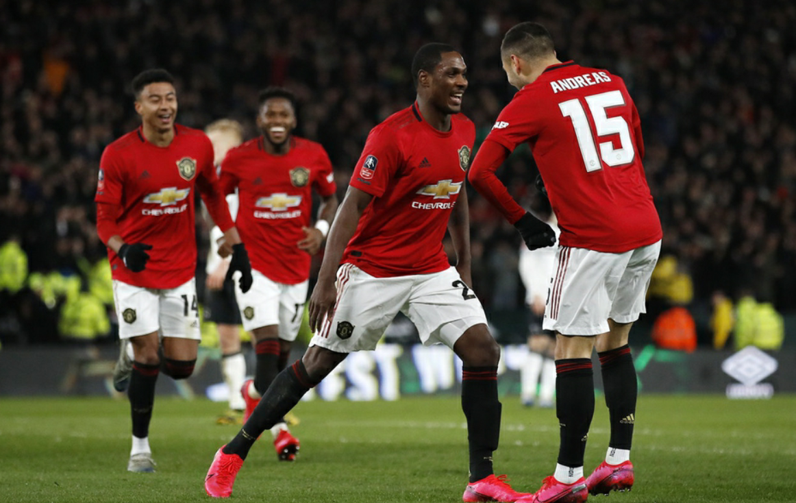 关于曼联赛前手感冰凉；志在欧冠名次提升；更衣室稳定；球探报告显示潜力的信息