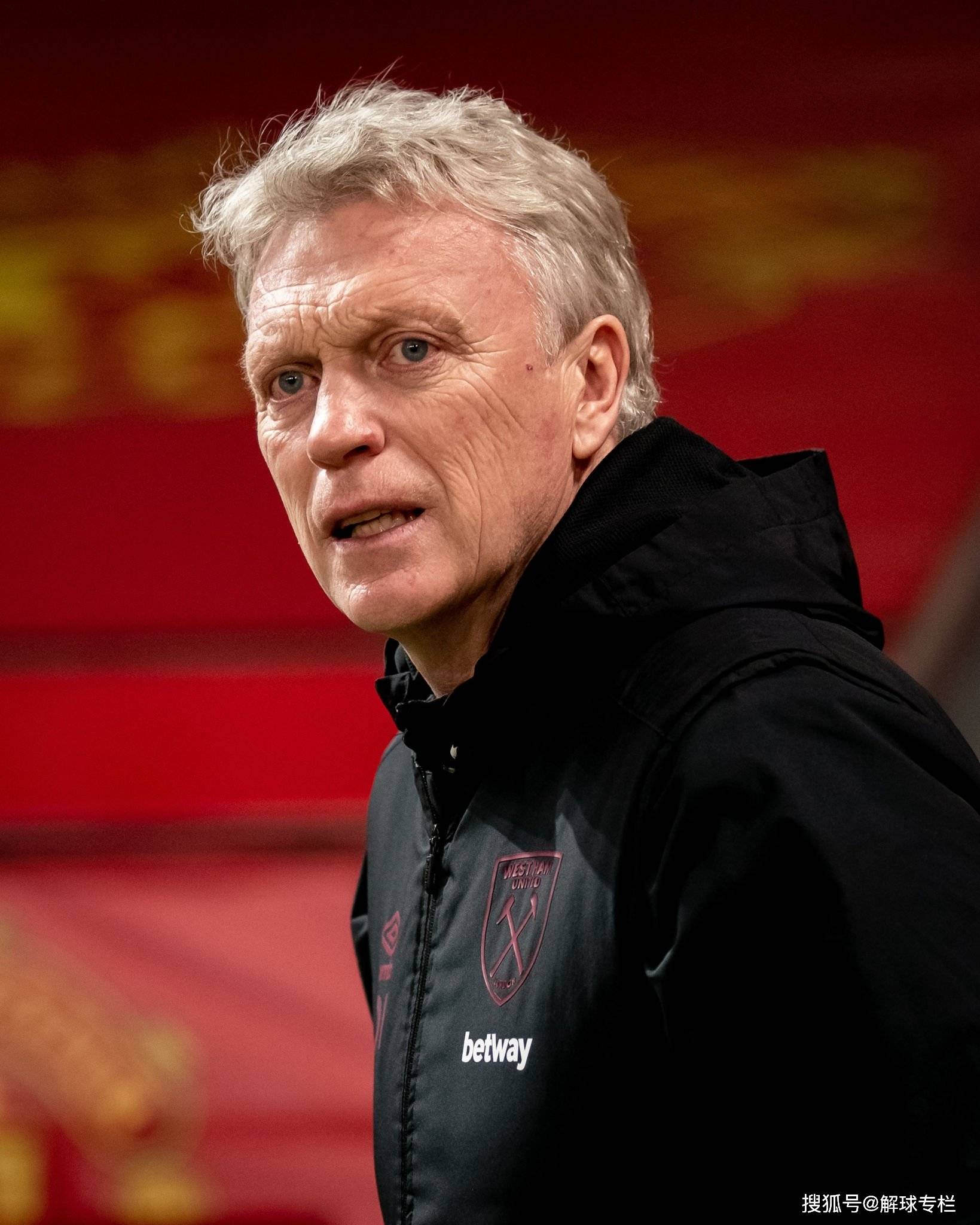 关于曼联赛前手感冰凉；志在欧冠名次提升；更衣室稳定；球探报告显示潜力的信息